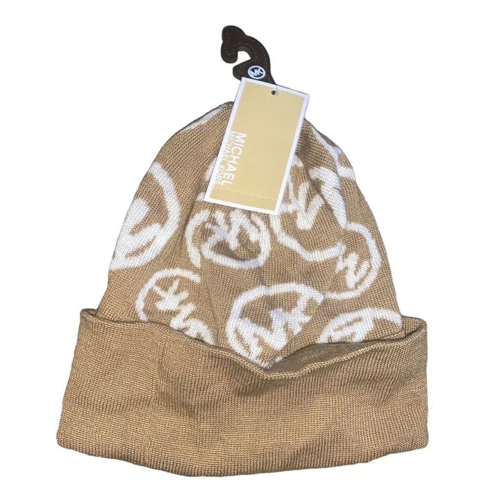 Michael Kors Big Circle Logo Knitted Beanie Hat